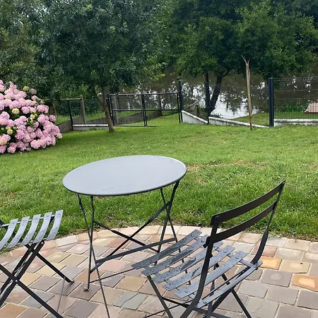 Casa de Férias Cosy à Avec Terrasse Et Vue Rivière - Fr-1-410-424 La Flèche