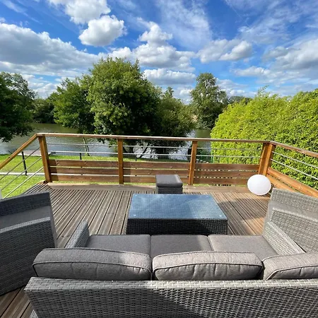 Cosy A Avec Terrasse Et Vue Riviere - Fr-1-410-424 別荘