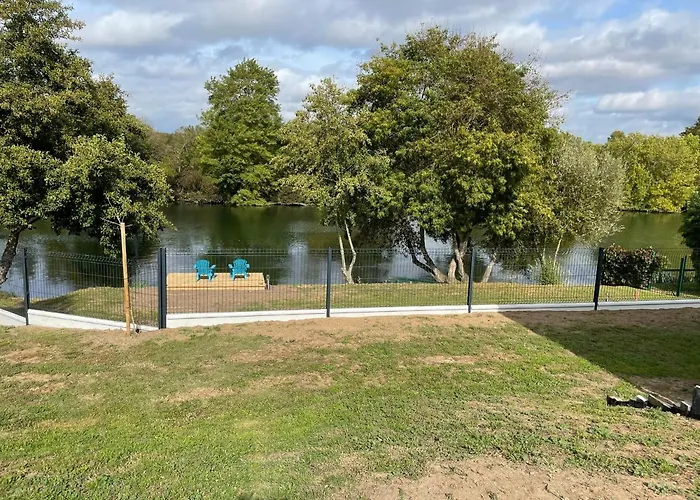 Cosy A Avec Terrasse Et Vue Riviere - Fr-1-410-424 La Flèche